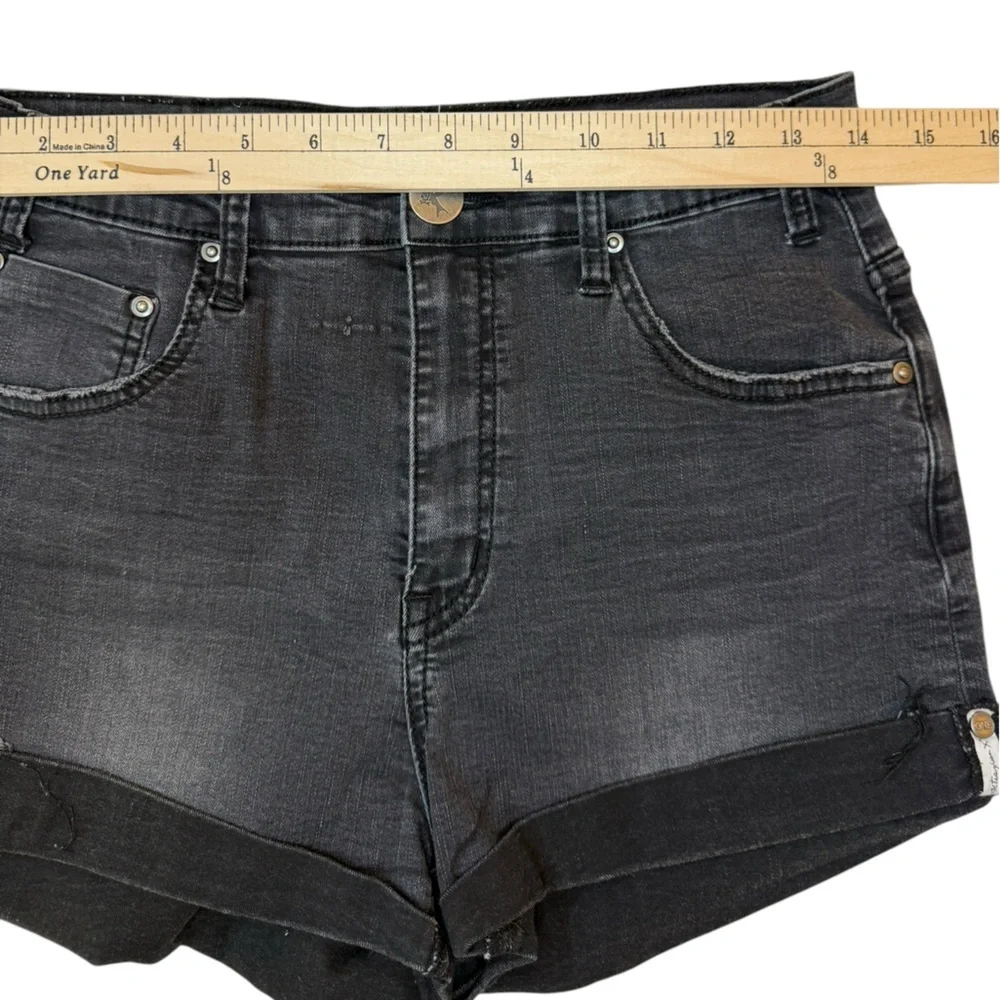 One Teaspoon Harlets Black High Rise Long Rise Fitted Twisted Cuff Hem Size 30 - Picture 7 of 9